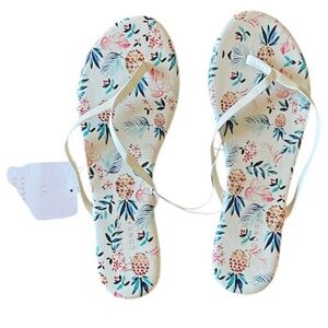 🆕 Lauren‎ Conrad Flip Flop Sandals Pineapples Casual Flats White Size 8